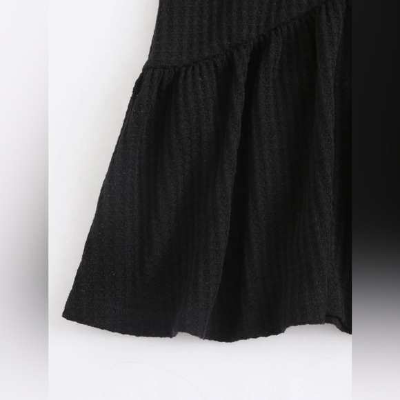 ⭐️NEW Black Rib-Knit Peplum Top Size XL (US) 12 - Picture 4 of 11